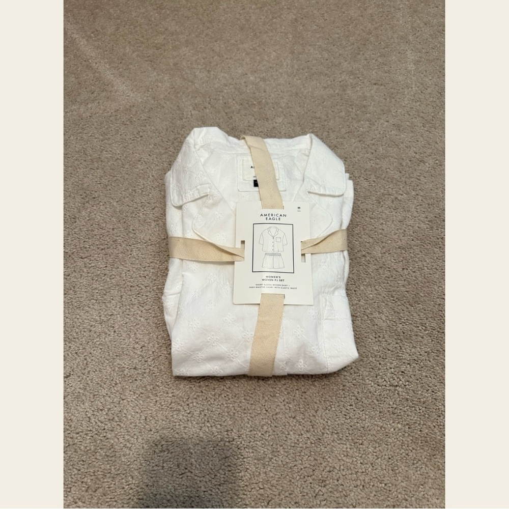 AE Eyelet PJ Set, NWT!  Cross listed on Mercari and Curtsy!  Price Firm! - Picture 5 of 5